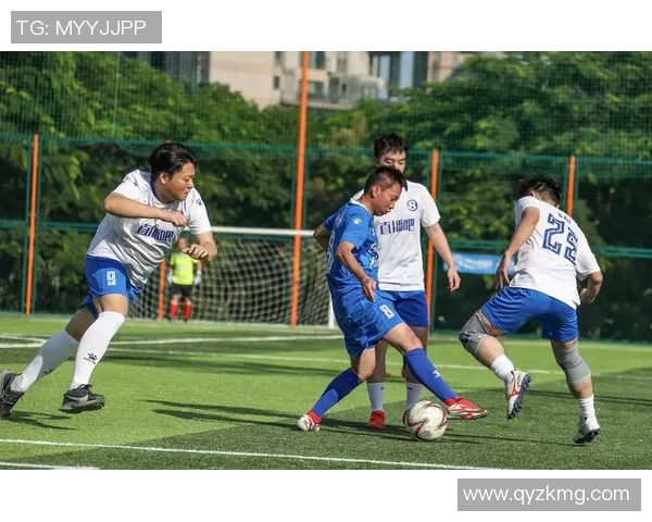 南京足球队技术揭秘：从战术到训练全面剖析足球巨献