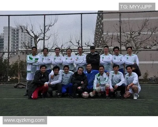 李军独家解析足球战术与技巧分享助你提升球技与比赛表现