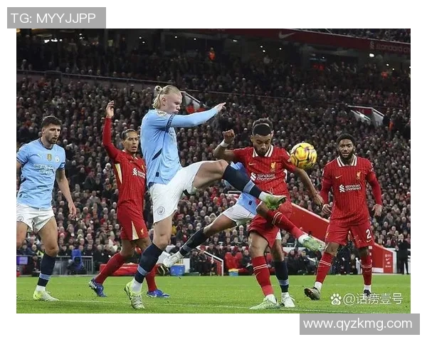 利物浦与曼城激战成平局球迷热议比赛精彩瞬间与战术分析